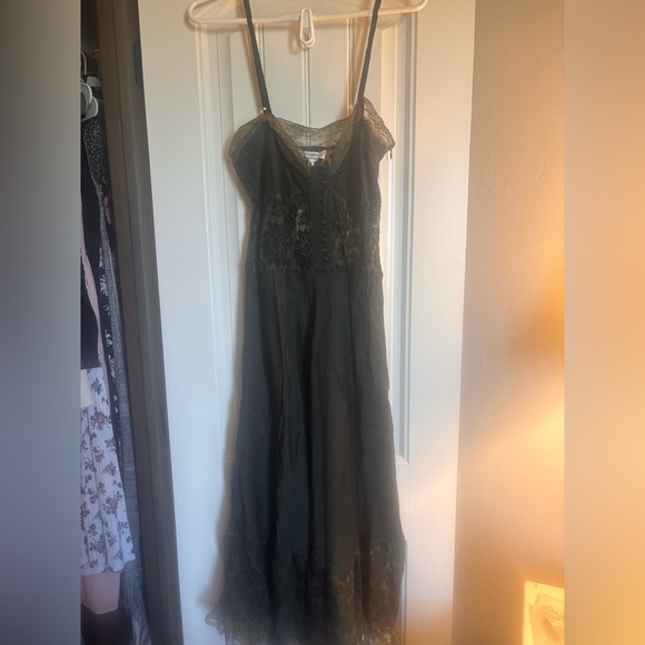 Silk and lace Chasing Unicorns dress - Picture 2 of 4